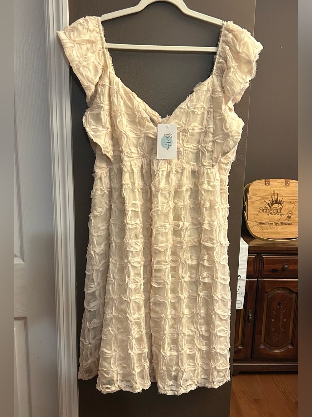 Like Love Boutique Ivory/Off-White Textured Ruffle Mini Dress – Size 1X